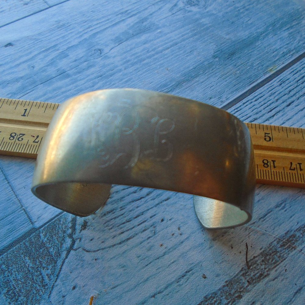 Very Vintage pewter cuff bracelet monogramed KBL